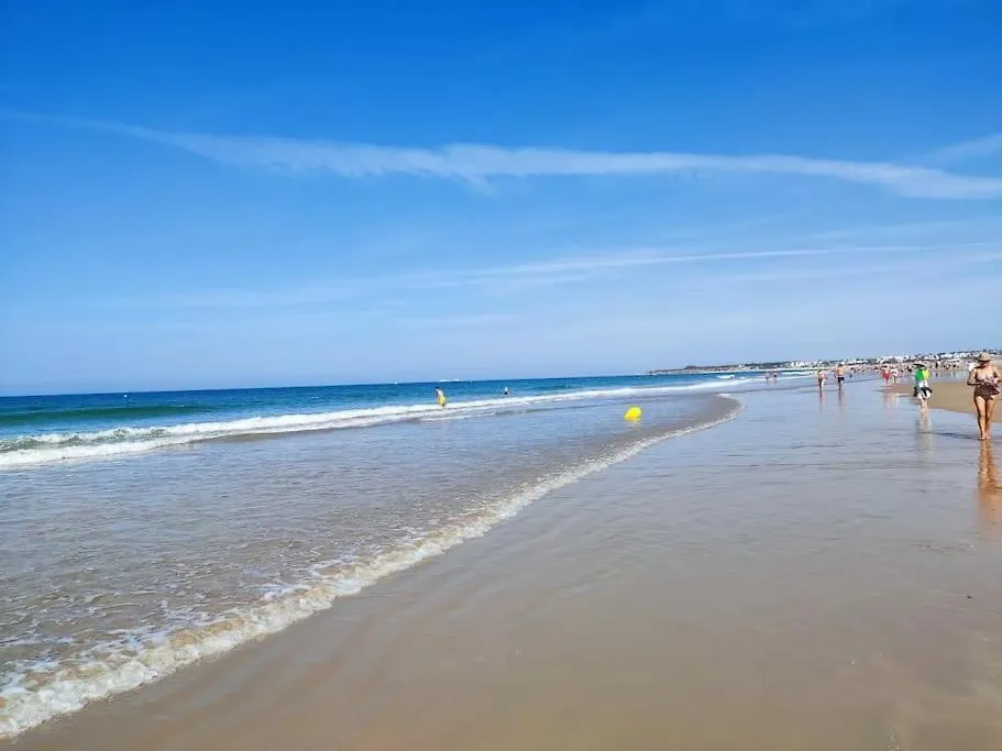 Chalet Arriluce Plaza De Parking Gratis En La Playa Chiclana de la Frontera Spain
