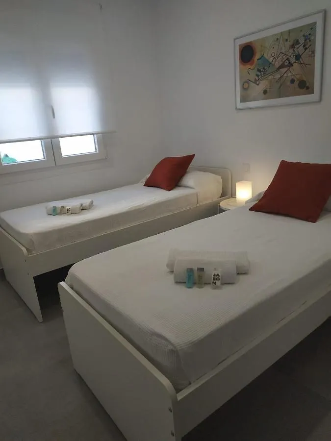 Chalet Arriluce Plaza De Parking Gratis En La Playa Chiclana de la Frontera 0*,  Spain
